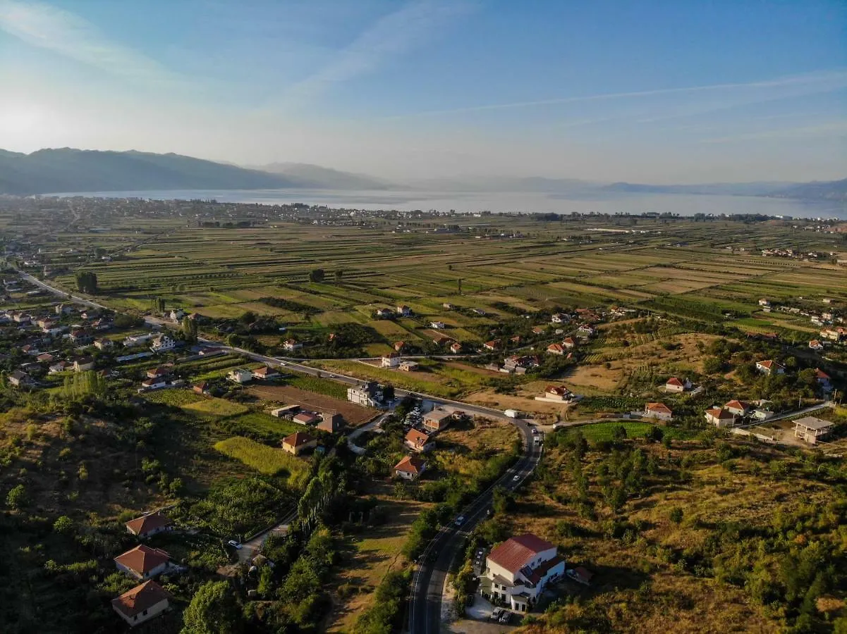Joni Restaurant Hotel Bucimas Albanië