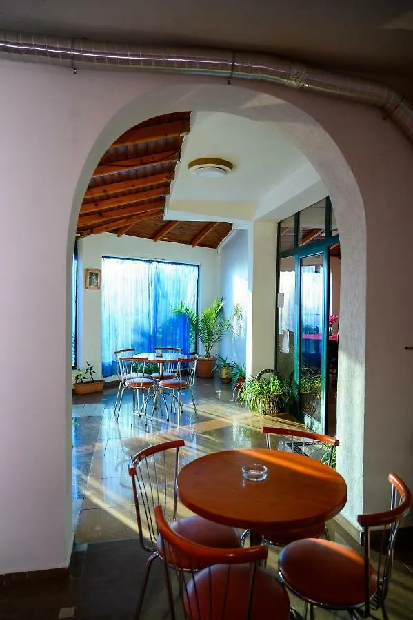 ***  Joni Restaurant Hotel Bucimas Albanië