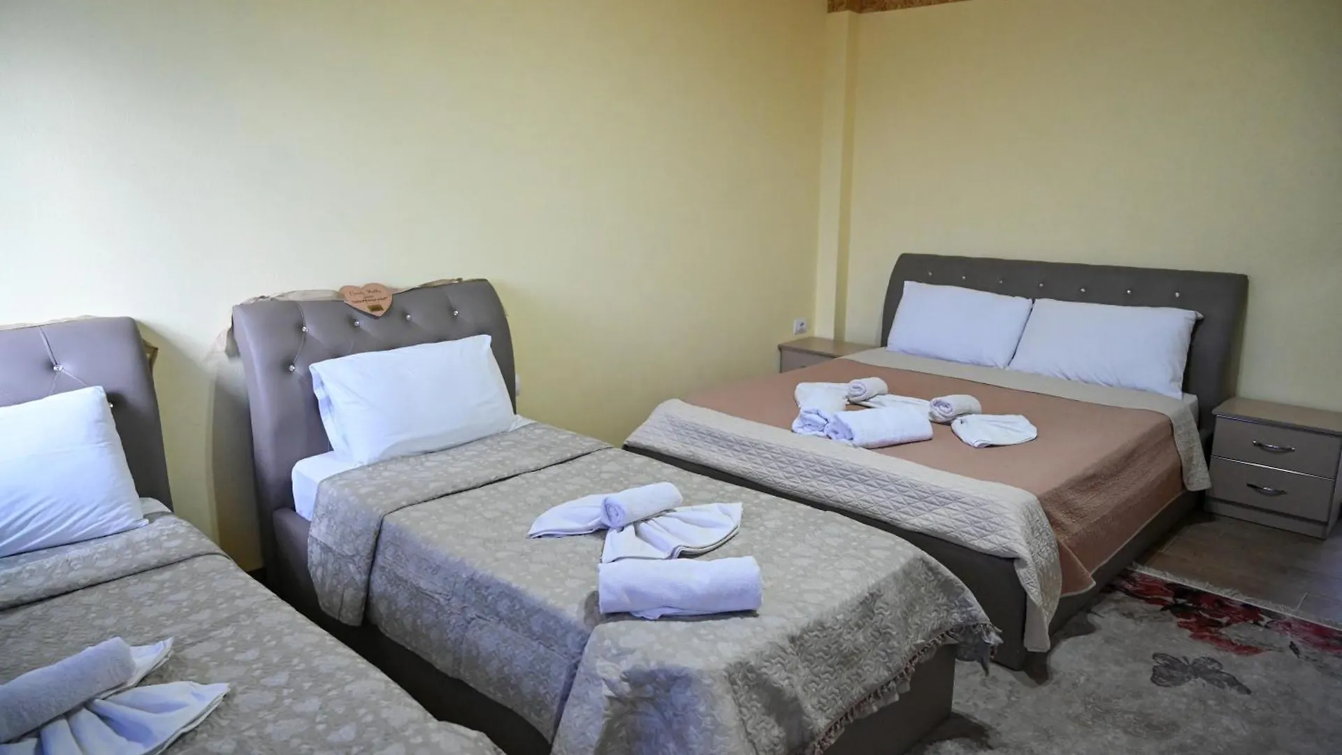 Joni Restaurant Hotel Bucimas 3*,  Albania